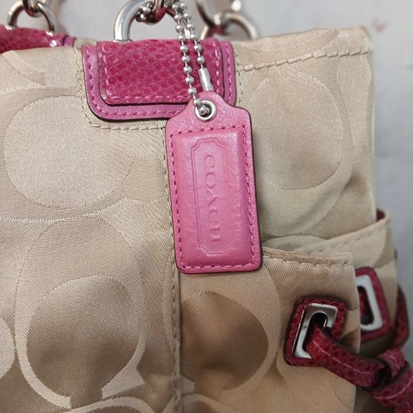 Coach Monogram Hobo - Picture 11 of 12